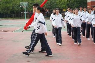 吃瓜升旗仪式,一场别开生面的爱国盛宴