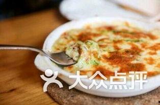 沈阳太原街吃瓜,繁华街头的热闹“吃瓜”现场