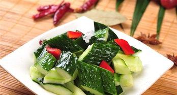 吃脆瓜好还是吃黄瓜好,口感与营养的较量，你更偏爱哪一种？”