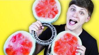 介休跳舞吃瓜,跳舞吃瓜，共享欢乐时光