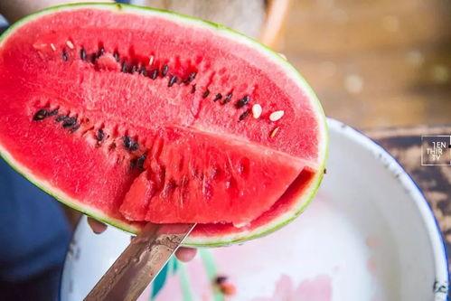 欧根吃瓜,揭秘娱乐圈的甜蜜与苦涩