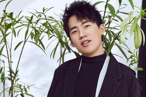 郭麒麟吃瓜事件