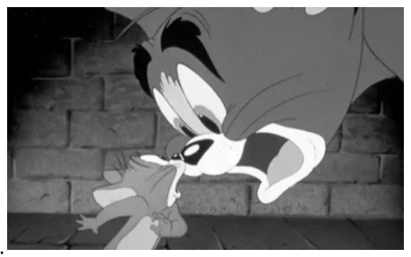 开窗吃瓜恐怖故事,一幕开窗吃瓜的恐怖夜谈