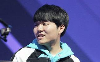 rookie吃瓜老头杯,罗云浩（rookie）勇夺“吃瓜老头杯”电竞盛宴